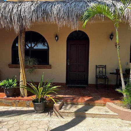 Отель La Casita Сан-Хосе-дель-Кабо Экстерьер фото