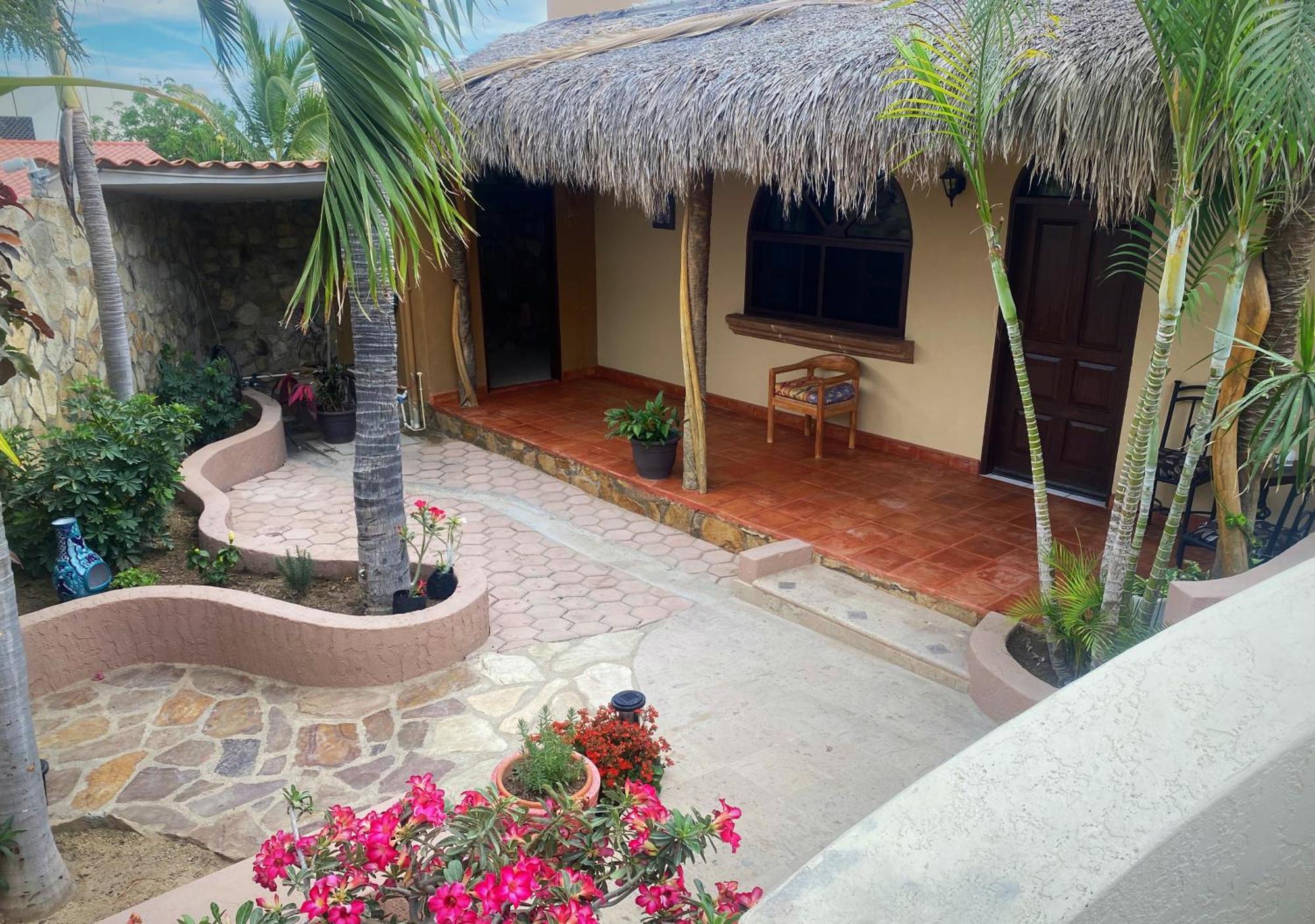 Отель La Casita Сан-Хосе-дель-Кабо Экстерьер фото